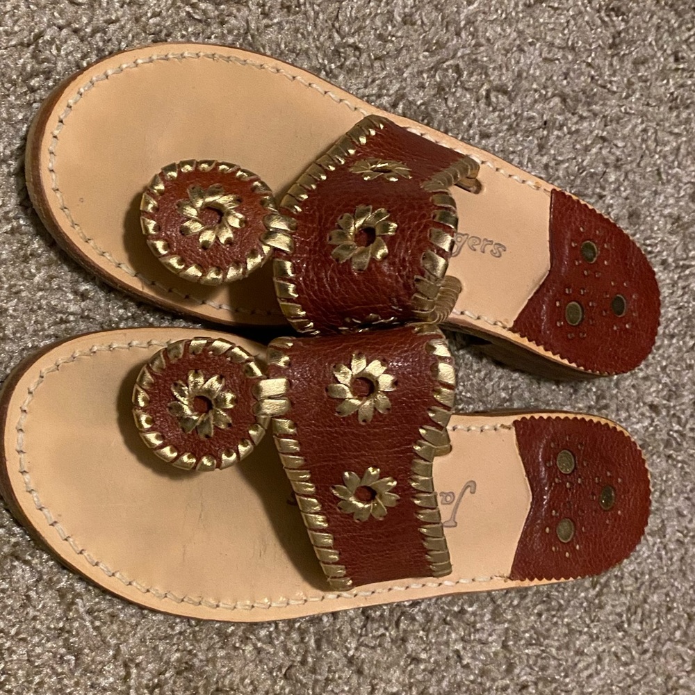 Jack Rogers size 6 maroon and gold sandals